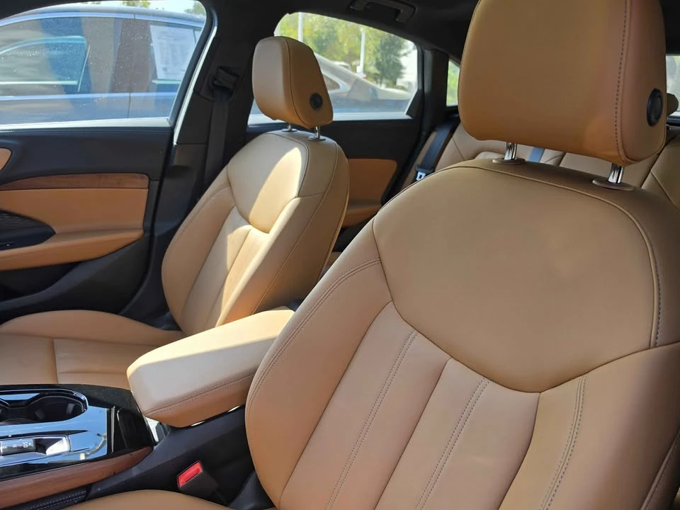 2025 Audi B10 A5 - Image 5 of 7
