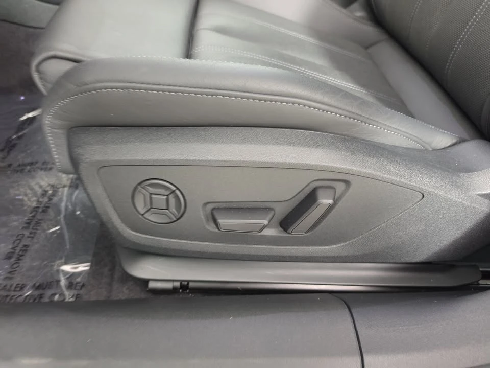 2025 Audi B10 A5 - Image 17 of 19