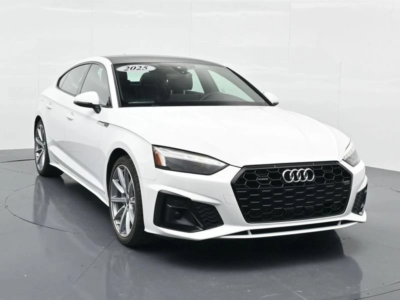 2025 Audi B10 A5 - Image 9 of 20