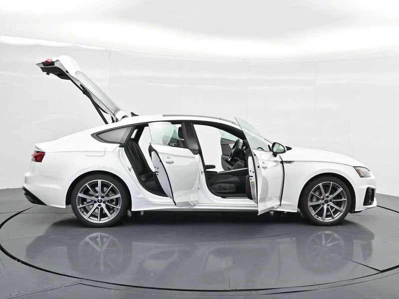 2025 Audi B10 A5 - Image 19 of 20