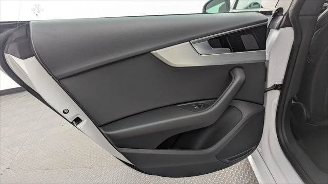 2025 Audi B10 A5 - Image 13 of 20
