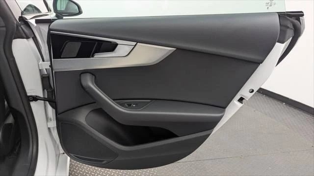 2025 Audi B10 A5 - Image 18 of 20