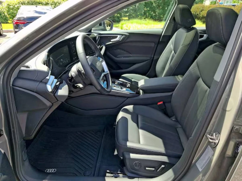 2025 Audi B10 A5 - Image 5 of 18