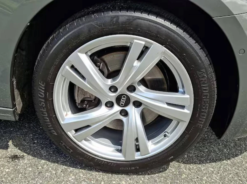 2025 Audi B10 A5 - Image 15 of 18