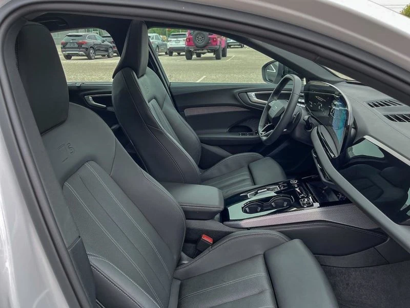 2025 Audi B10 A5 - Image 19 of 20