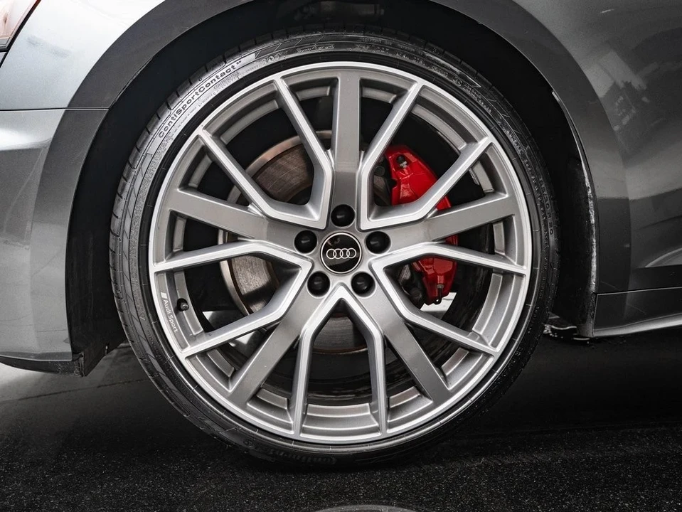 2025 Audi B10 A5 - Image 13 of 21