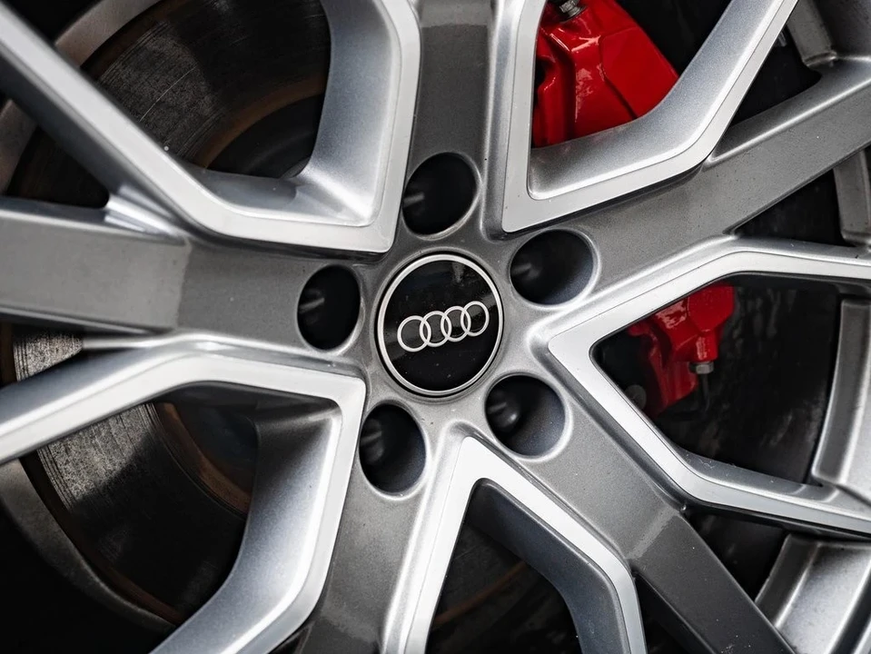 2025 Audi B10 A5 - Image 8 of 21