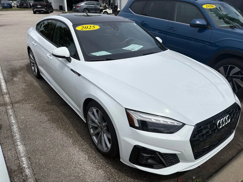 2025 Audi B10 A5 - Image 2 of 9