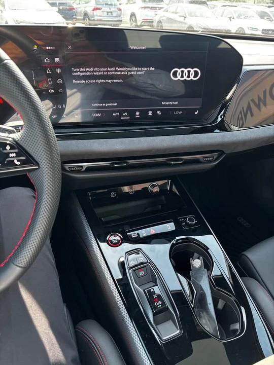 2025 Audi B10 A5 - Image 6 of 17