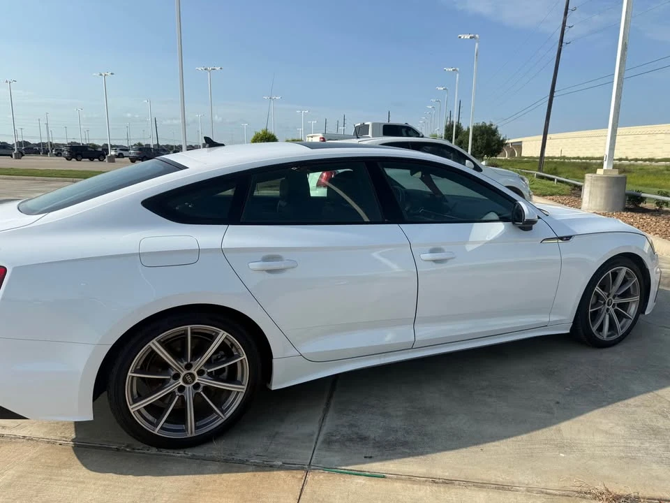 2025 Audi B10 A5 - Image 4 of 8