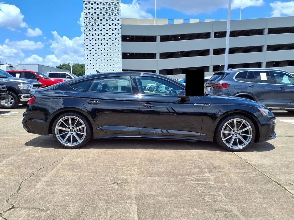 2025 Audi B10 A5 - Image 10 of 20