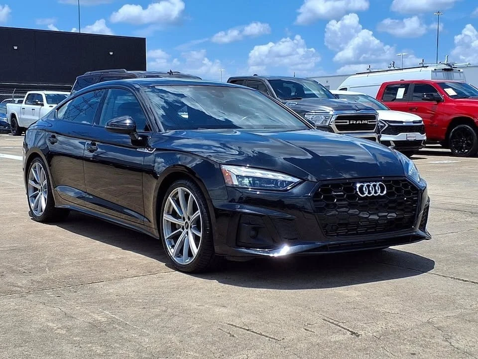 2025 Audi B10 A5 - Image 2 of 20
