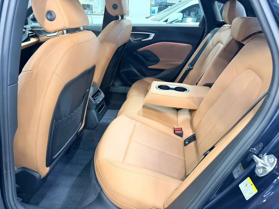 2025 Audi B10 A5 - Image 11 of 20