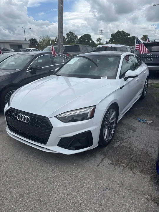 2025 Audi B10 A5 - Image 2 of 4
