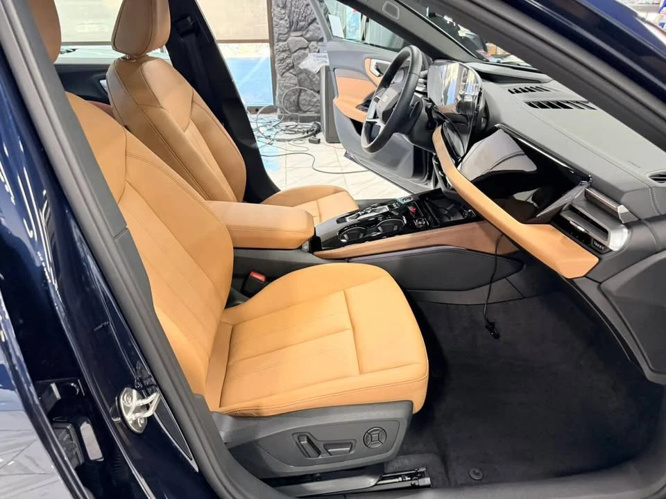 2025 Audi B10 A5 - Image 16 of 20