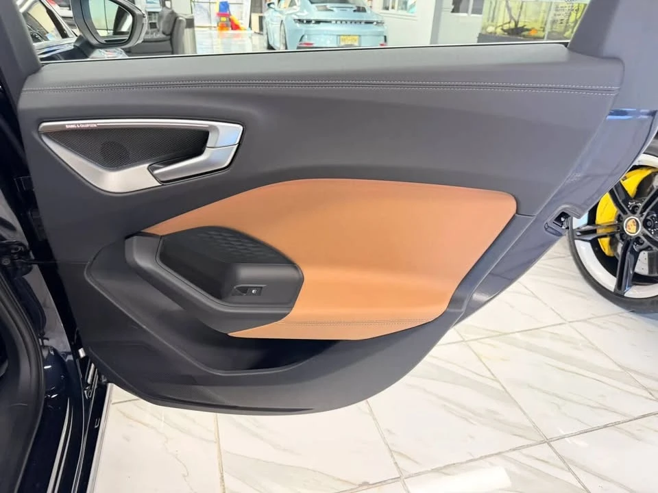 2025 Audi B10 A5 - Image 15 of 20
