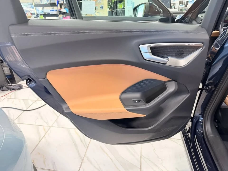 2025 Audi B10 A5 - Image 12 of 20