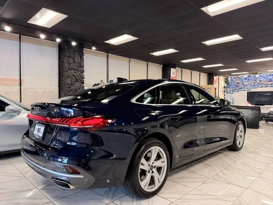 2025 Audi B10 A5 - Image 5 of 20