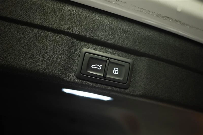 2025 Audi B10 A5 - Image 7 of 20