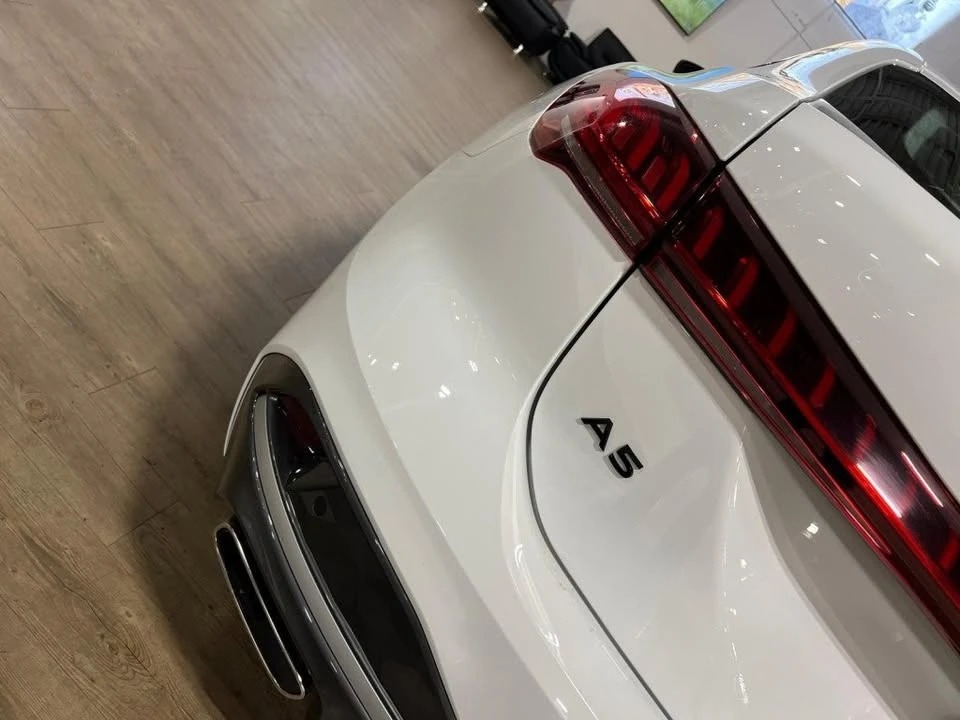 2025 Audi B10 A5 - Image 9 of 20