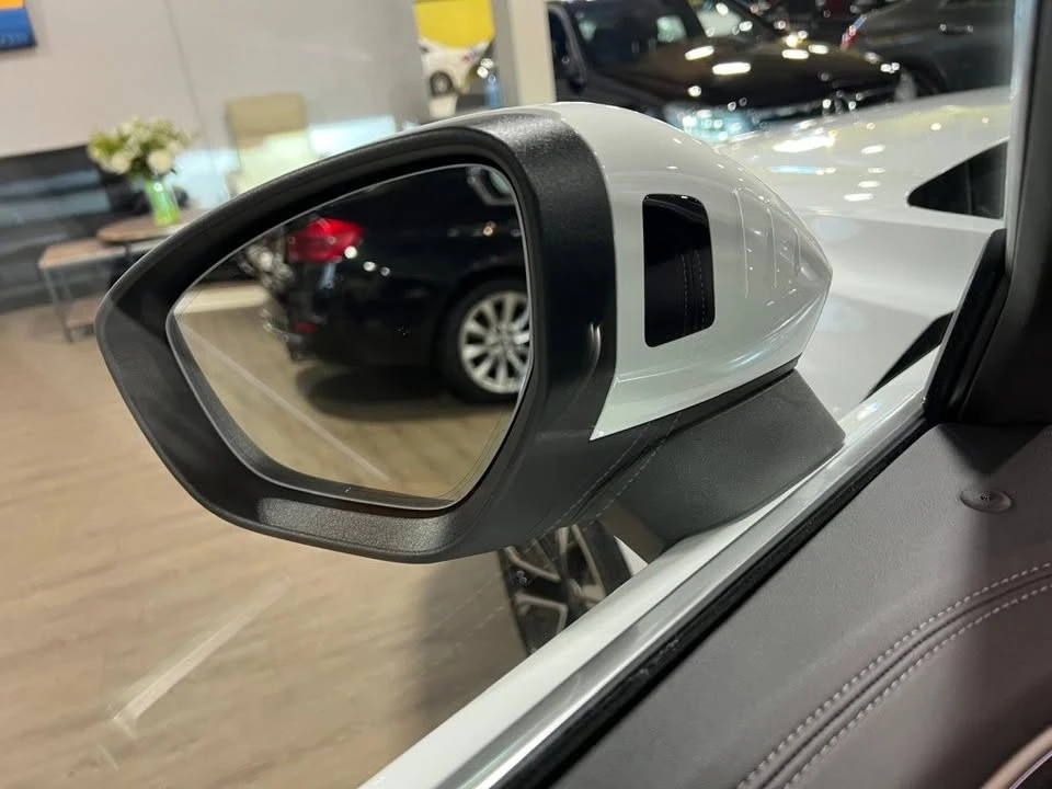2025 Audi B10 A5 - Image 10 of 20