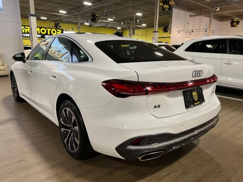 2025 Audi B10 A5 - Image 3 of 20