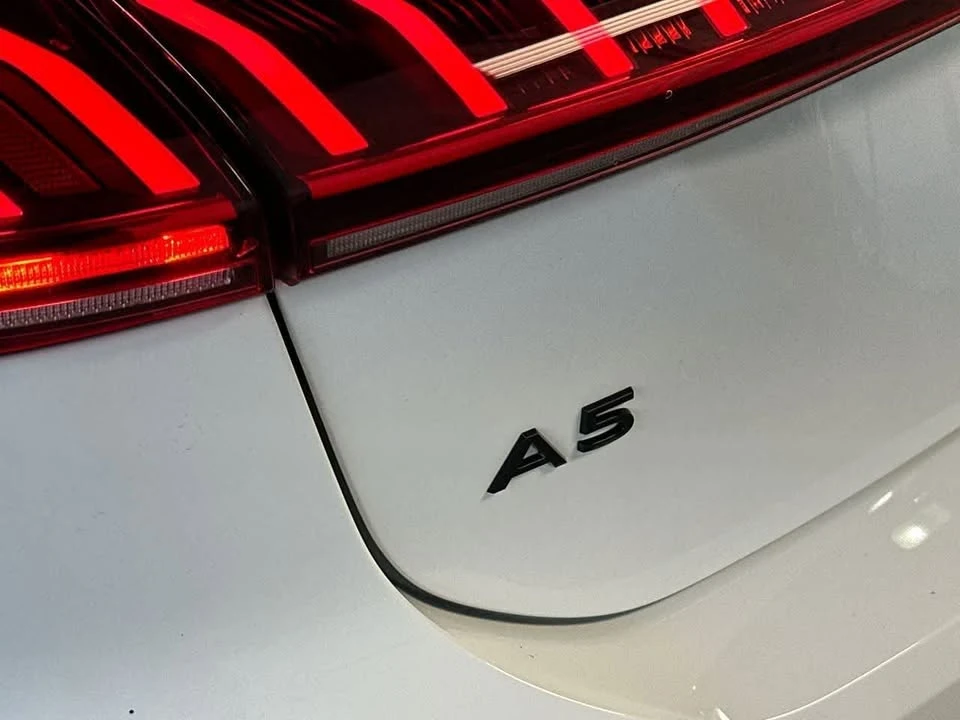 2025 Audi B10 A5 - Image 9 of 19