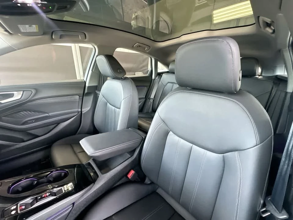2025 Audi B10 A5 - Image 13 of 19