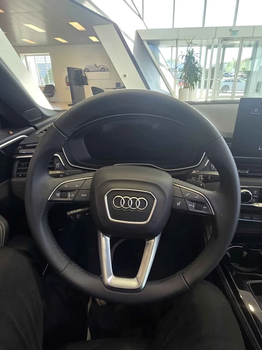 2025 Audi B10 A5 - Image 14 of 17