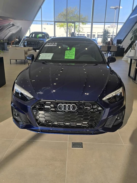 2025 Audi B10 A5 - Image 3 of 17