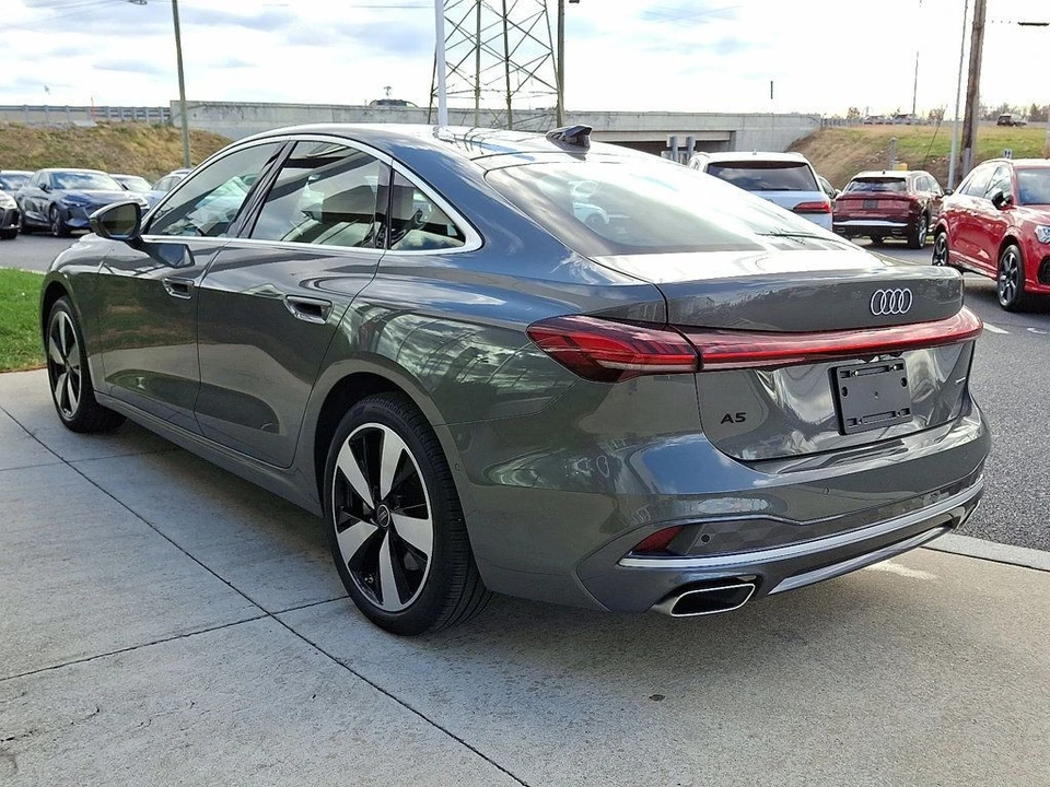 2025 Audi B10 A5 - Image 4 of 12