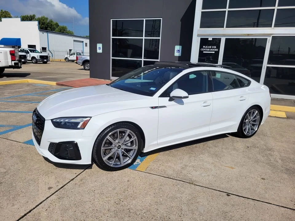 2025 Audi B10 A5 - Image 2 of 12