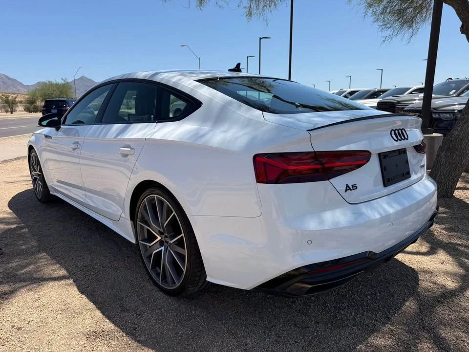 2025 Audi B10 A5 - Image 4 of 9