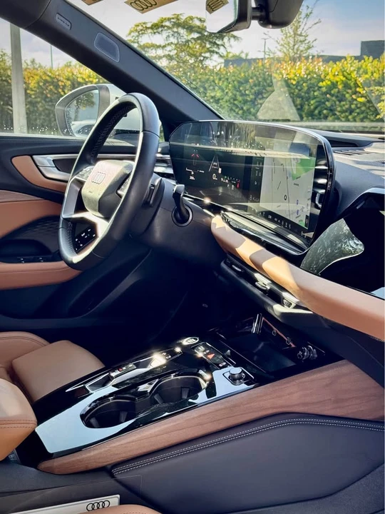 2025 Audi B10 A5 - Image 14 of 20