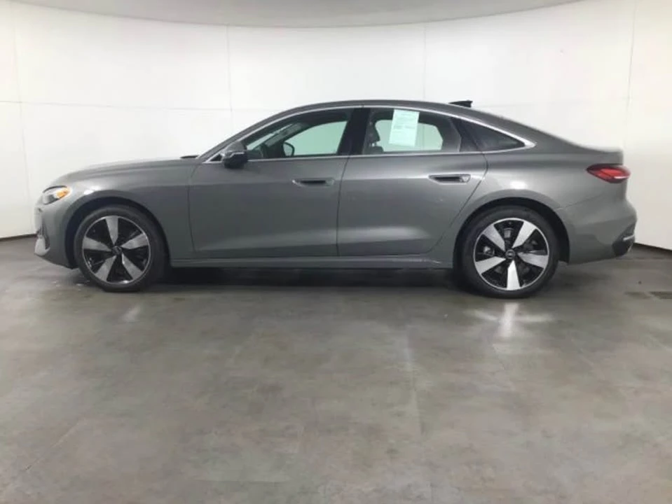 2025 Audi B10 A5 - Image 4 of 20