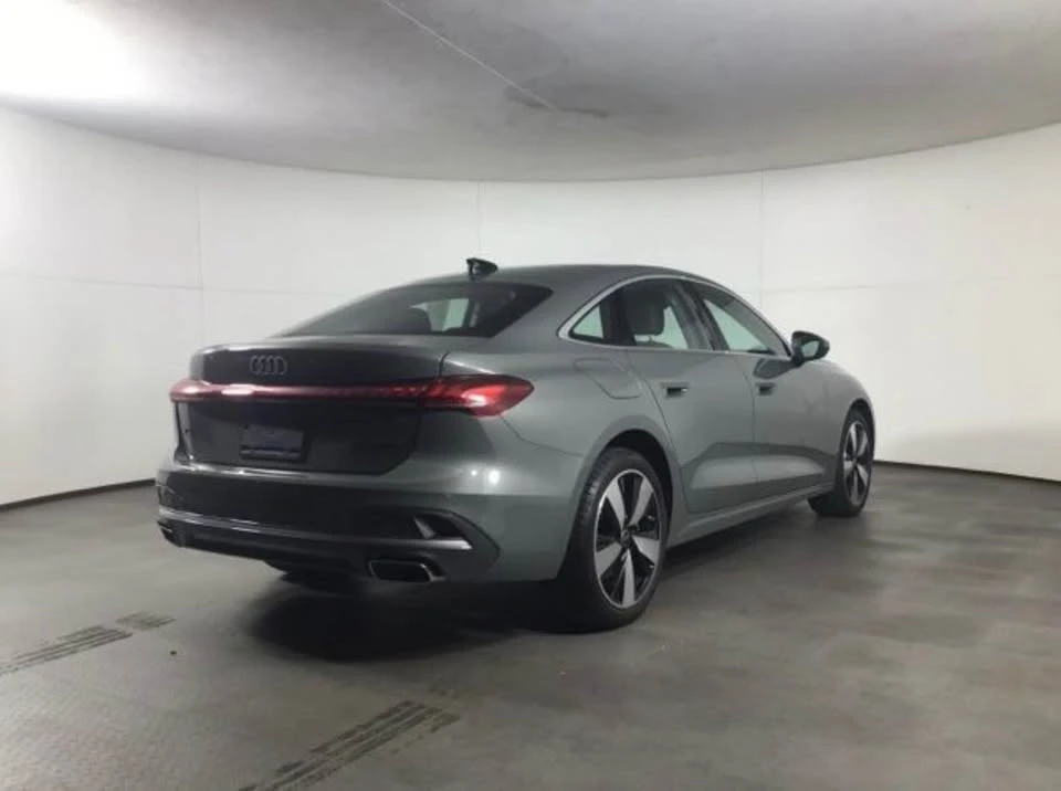 2025 Audi B10 A5 - Image 7 of 20