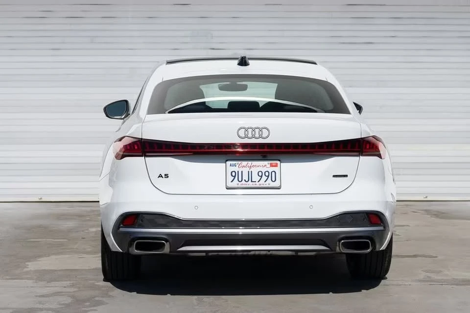 2025 Audi B10 A5 - Image 4 of 6
