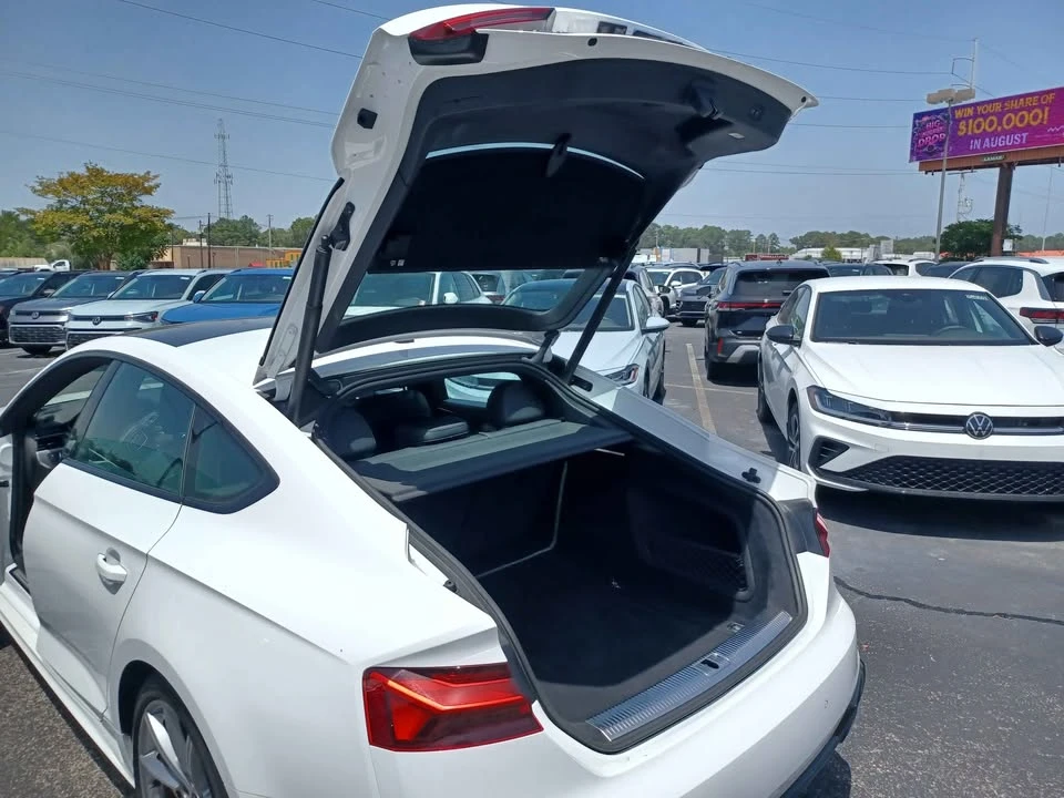 2025 Audi B10 A5 - Image 9 of 17