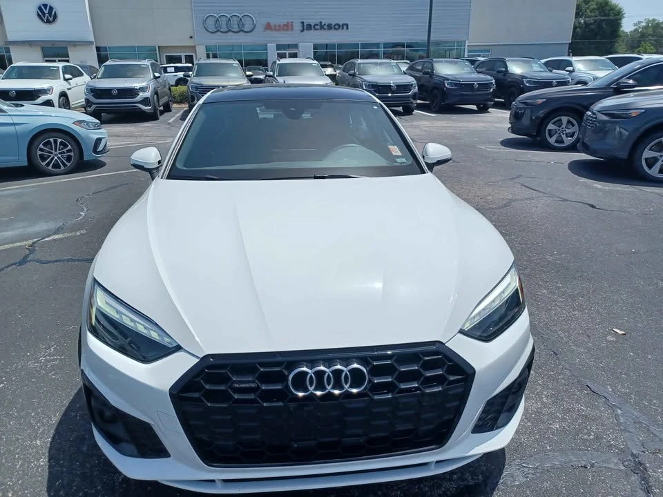 2025 Audi B10 A5 - Image 4 of 17