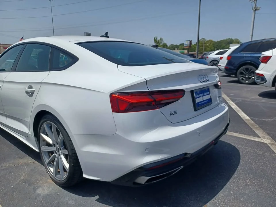 2025 Audi B10 A5 - Image 8 of 17