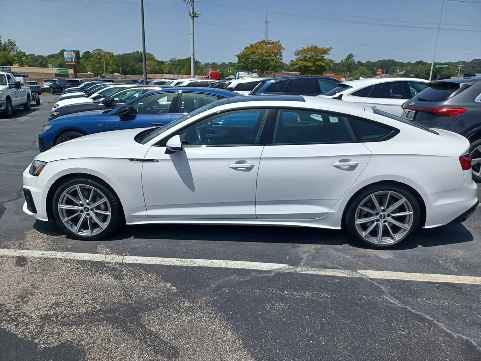 2025 Audi B10 A5 - Image 7 of 17
