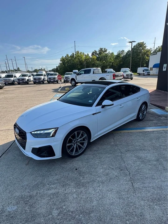 2025 Audi B10 A5 - Image 5 of 19