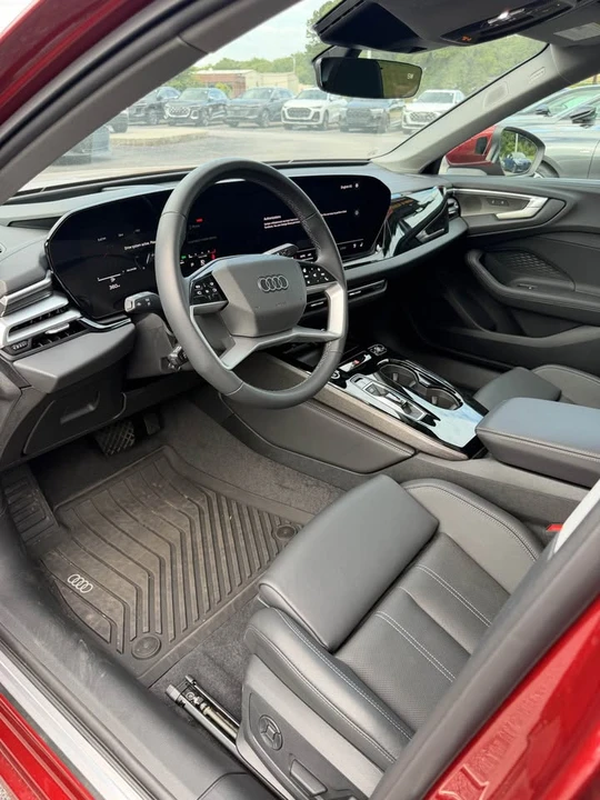 2025 Audi B10 A5 - Image 3 of 8