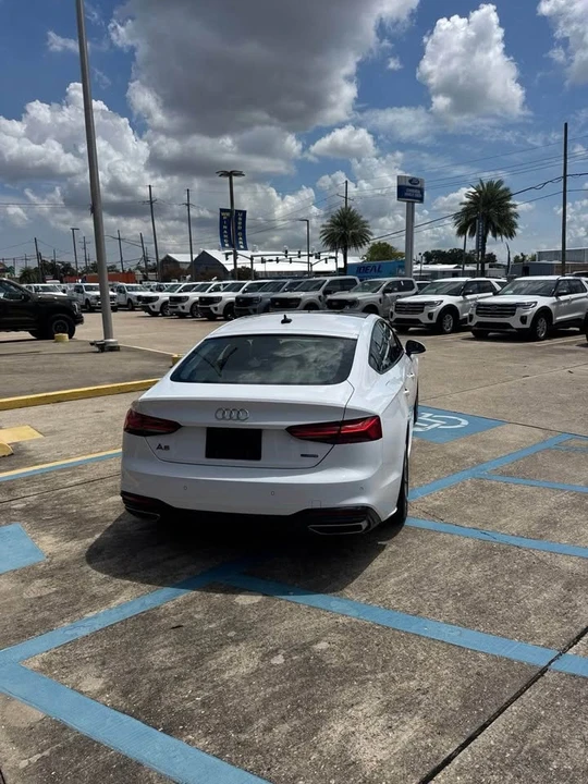 2025 Audi B10 A5 - Image 3 of 13