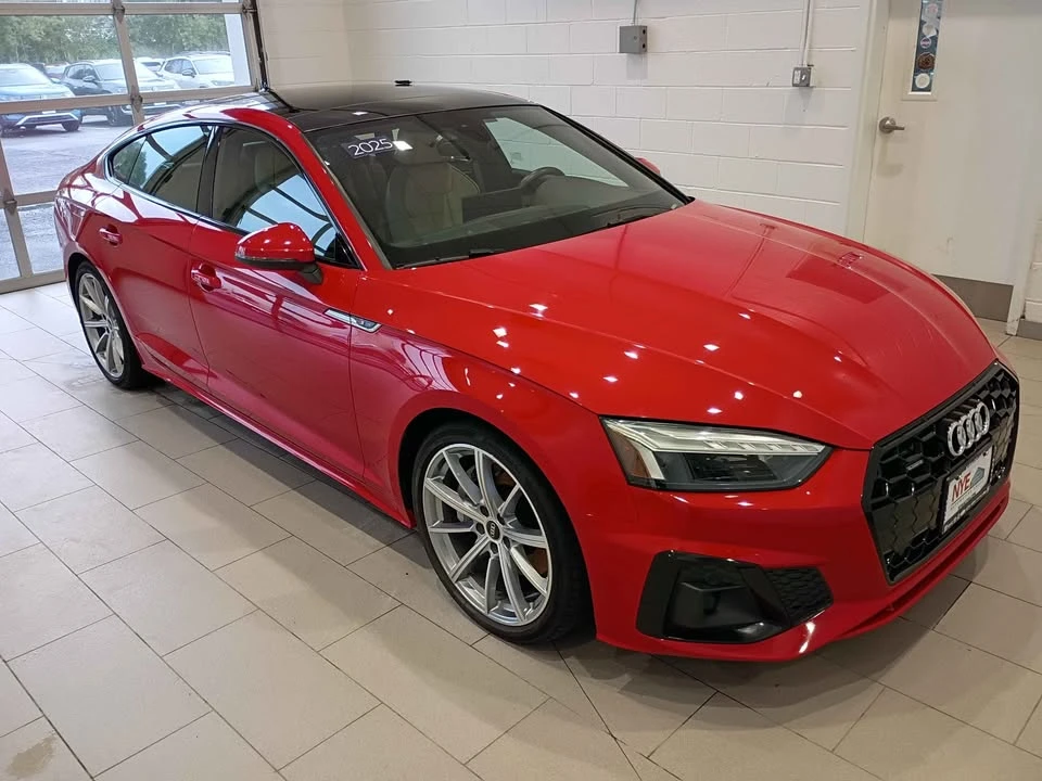 2025 Audi B10 A5 - Image 2 of 10