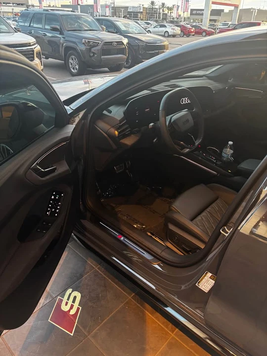 2025 Audi B10 A5 - Image 3 of 3