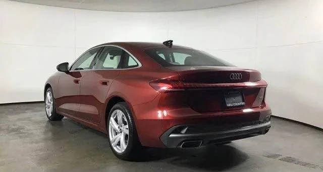 2025 Audi B10 A5 - Image 5 of 20