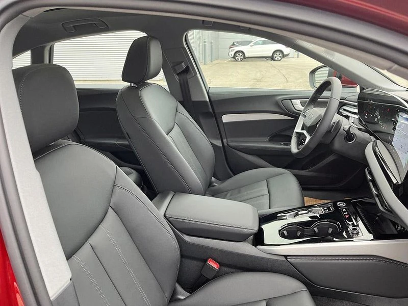 2025 Audi B10 A5 - Image 18 of 20