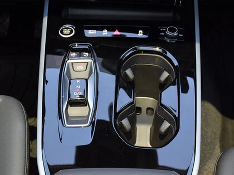2025 Audi B10 A5 - Image 15 of 20