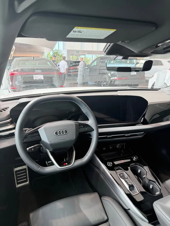 2025 Audi B10 A5 - Image 10 of 16